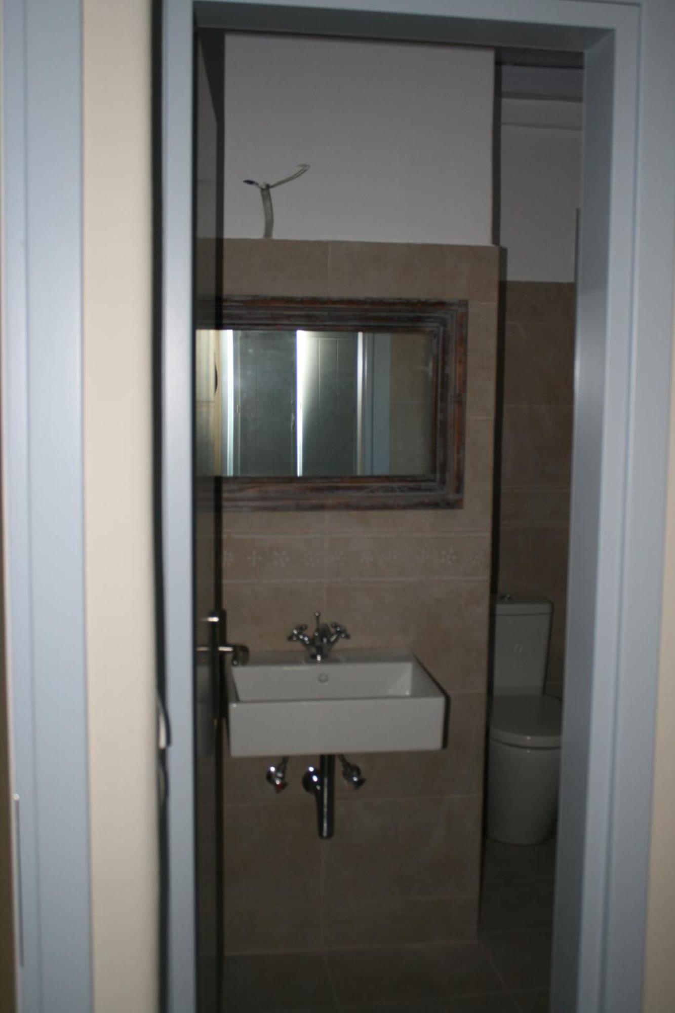 Makares Aparthotel Donoussa Rum bild