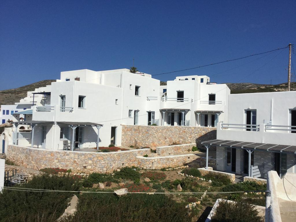 Makares Aparthotel Donoussa Exteriör bild