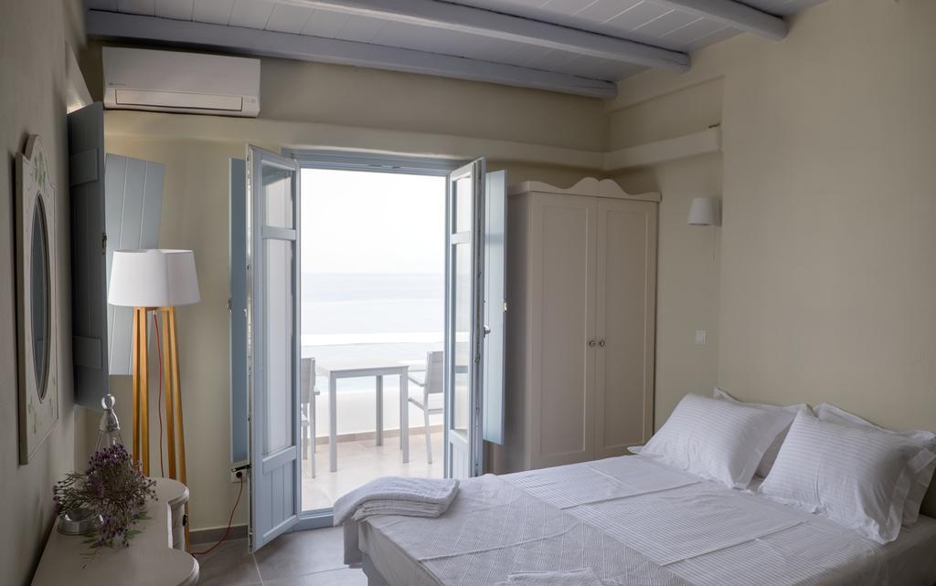 Makares Aparthotel Donoussa Rum bild