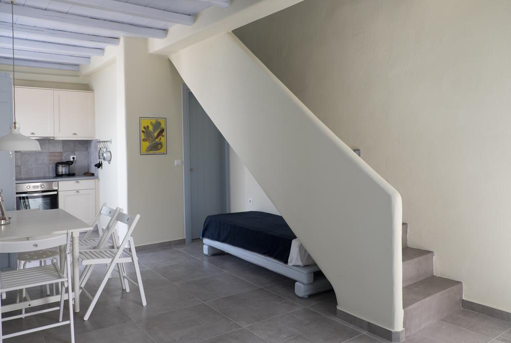 Makares Aparthotel Donoussa Rum bild