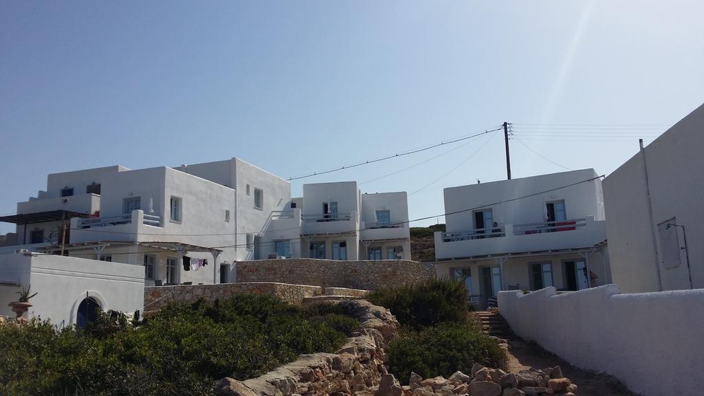 Makares Aparthotel Donoussa Exteriör bild